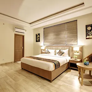 **** Hotel City Lite Near Igi Airport India